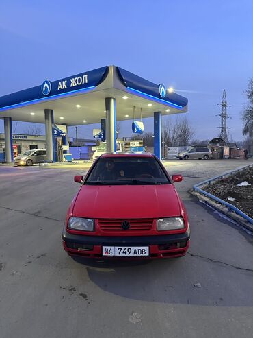 балыкчы венто: Volkswagen Vento: 1992 г., 1.8 л, Механика, Бензин, Седан