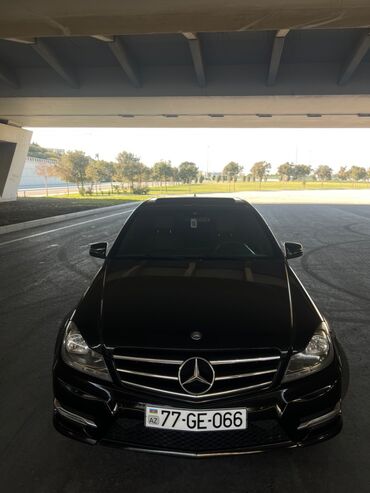 Mercedes-Benz: Mercedes-Benz 250: 1.8 л | 2014 г. Седан