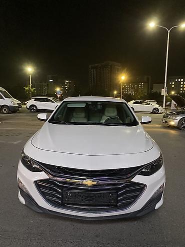 кант 1 май: Chevrolet Malibu: 2019 г., Седан — 2