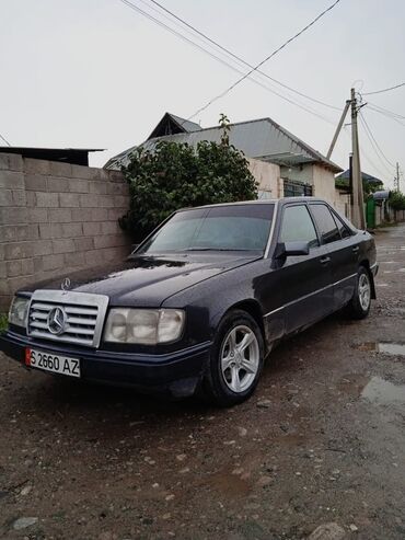 диски привозные: Mercedes-Benz E-Class: 1992 г., 2 л, Механика, Бензин, Седан