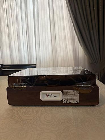 blu ray disk: Arxa ətrafında zədəsi var zavod ona gorə bu qiymət qoyulun Vinil — 5