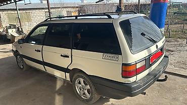 Volkswagen: Volkswagen Passat Variant: 1993 г., 1.8 л, Механика, Бензин, Универсал — 2