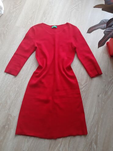 трикотажные платья полоску: S (EU 36), цвет - Красный