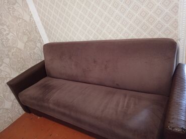 b çay servizi var: Divan, İşlənmiş, Açılan, Çatdırılma yoxdur