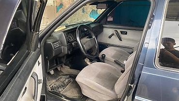 слив видео мереке авто: Volkswagen Golf: 1992 г., 1.6 л, Механика, Бензин, Хэтчбэк — 2