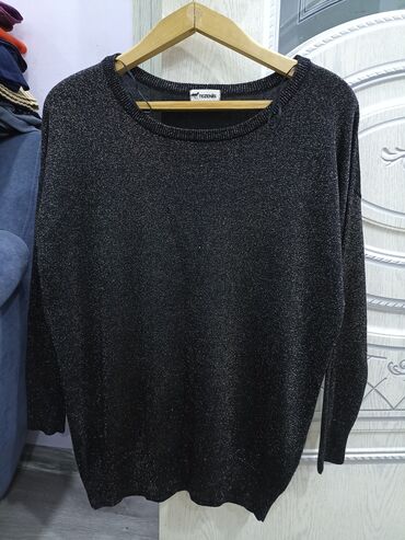 черные джемпера: Женский свитер, Средняя модель