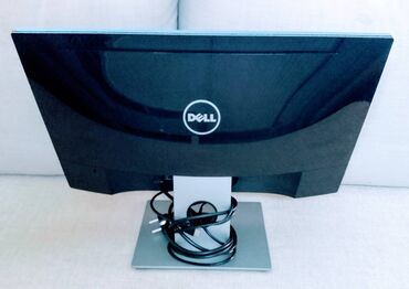 dell inspiron 15r n5010: Prodajem očuvan monitor business klase. Dijagonala ekrana: 21.5"