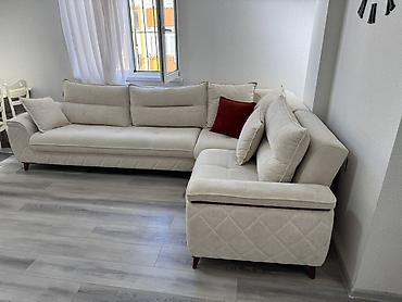 divan koşesi: Künc divanı – krem rəng, L formalı, müasir dizayn

Bazalıdı — 2