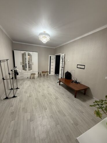 Продажа квартир: 1 комната, 35 м², 106 серия, 4 этаж, Евроремонт