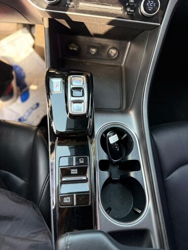 Hyundai: Hyundai Sonata: 2019 г., 2 л, Автомат, Газ, Седан — 13