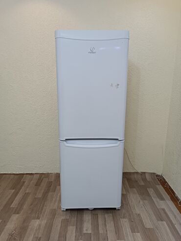 Холодильники: Холодильник Indesit, Б/у, Двухкамерный, De frost (капельный), 60 * 170 * 60