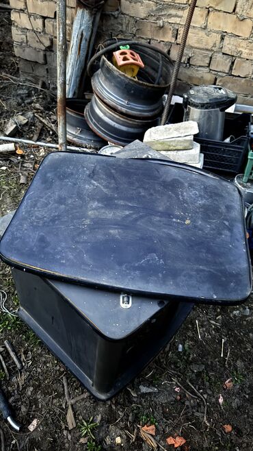 Тумбы для вещей и одежды: Продаю тумбочку В хорошем состоянии Б/у Тел 0559. 3. 2. 0.5. 31 — 7