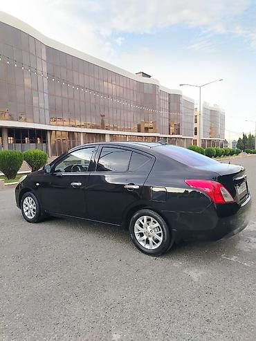 nissan note 2013: Nissan Sunny: 1.3 l | 2012 il Sedan — 3