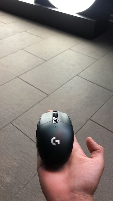 работа за границей для кыргызстанцев: Продается Logitech G304 (б/у) Брал за 5900, мышка в отличном