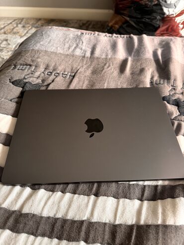чехлы на редми 13: Ноутбук, Apple, 8 ГБ ОЗУ, Apple M3, 13.5 ", Б/у, Для работы, учебы