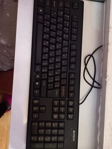 komputer satisi: Kampyuter satılır klaviatura tam işləkdi kampyuter özü format