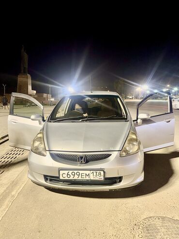 Honda: Honda Fit: 2002 г., 1.3 л, Вариатор, Бензин, Хэтчбэк