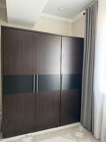 standing mirror: Набор мебели для спальни: 1) Шкаф-купе темный, трехдверный 17000 - — 3
