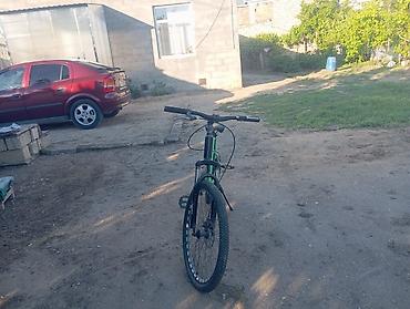 Velosipedlər: Velosiped 22 lik dir heç sürülməyib bmx dır təkərlər doludur iki — 2