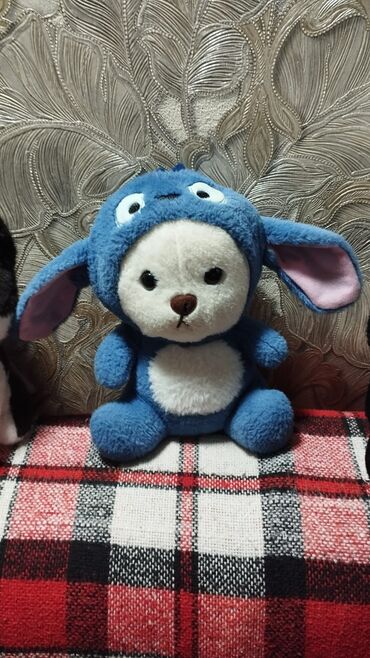 Игрушки: Плюшевые игрушки — набор Описание:Б/у - Мягкие игрушки разных — 5