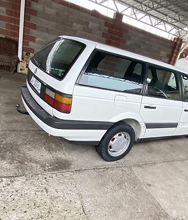 винтажные машины: Volkswagen Passat Variant: 1991 г., 1.8 л, Механика, Бензин, Универсал — 3