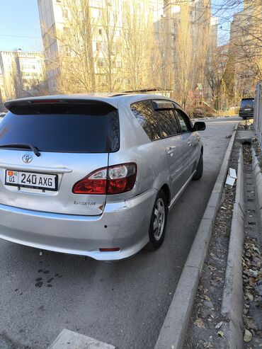 Toyota: Toyota Ipsum: 2003 г., 2.4 л, Автомат, Газ, Минивэн — 5