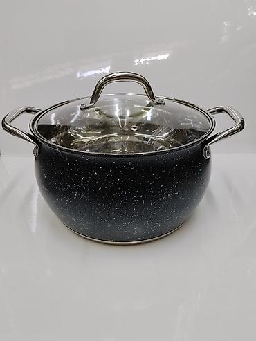 Кастрюля с крышкой, нержавеющая сталь, черный корпус с «крапинками» -