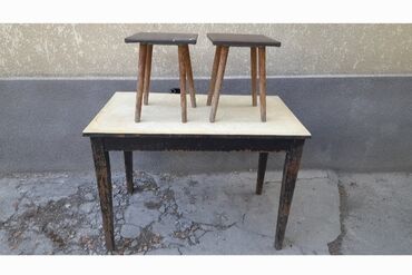 пластмассовые табуретки: Ашкана үчүн үстөл, Колдонулган, Тик бурчтуу, Бүктөлбөгөн