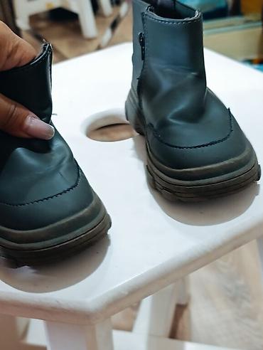 Детская обувь: Детская зимняя обувь – несколько пар, состояния хорошие . минимен как — 8