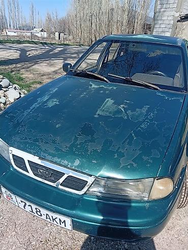 Унаа: Daewoo Nexia: 1997 г., 1.5 л, Кол менен иштөөчү, Бензин, Седан — 2