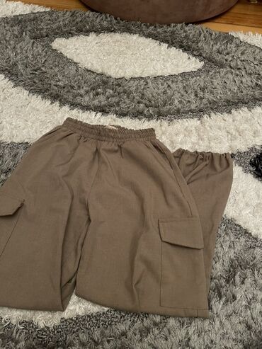 Gündəlik donlar: Qadın paltarı – bej rəngli, ağ xallı - Üslub: midi uzunluqda, aşağı — 14