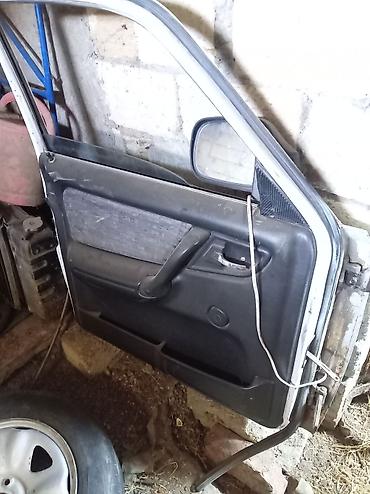 vaz 2106 turbo az: Gaz 3102 voqa ucun qabag sag sol qapi teze ideay qapidilar - Rəng: ağ — 1