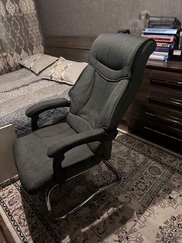 удобное кресло: Кресло руководителя, Офисное, Б/у