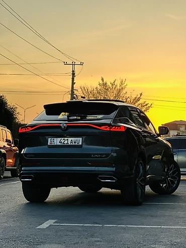 китайский мини гелик цена: Changan Uni-Z: 2025 г., 1.5 л, Автомат, Бензин, Кроссовер — 2