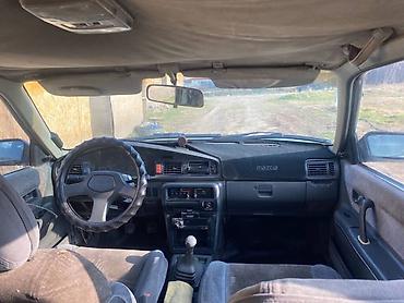 mazda mx 3: Mazda 626: 1988 г., Механика, Седан — 4
