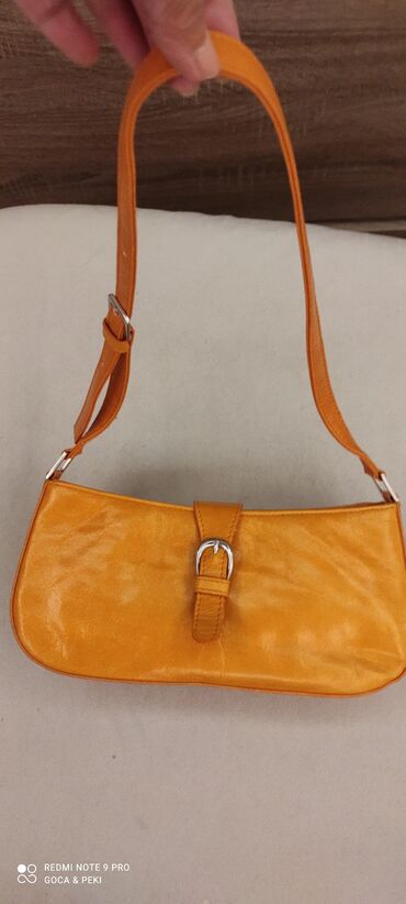 Handbags: Nova kožna torbica. 26cm X 12cm X 7cm
