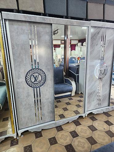 Шкафы-купе: Шкаф купе, С зеркалом, Другой материал — 1