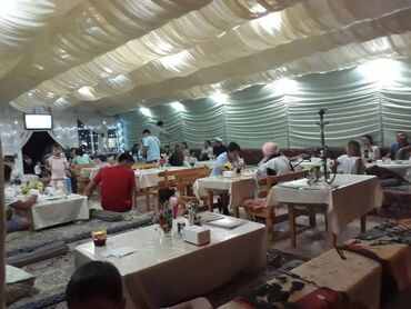 Рестораны, кафе: Сдается кафе на Иссык-Куле Золотые пески 60 метров от главного входа