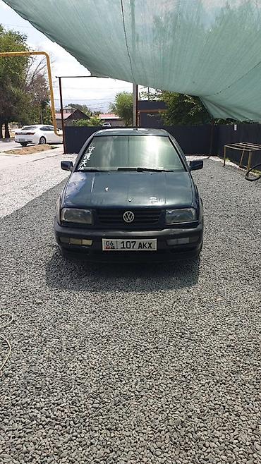 volkswagen бортовой: Volkswagen Vento: 1996 г., 1.8 л, Механика, Бензин, Седан — 1
