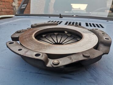 Auto delovi: Korpa kvačila Lada Karavan, Lada Niva i stariji modeli Lada broj — 7