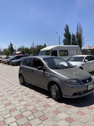 срочно срочно продаю машина: Chevrolet Aveo: 2008 г., 1.2 л, Механика, Бензин, Хетчбек