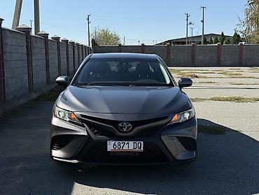 Toyota Camry: 2020 г., 2.5 л, Автомат, Бензин, Седан