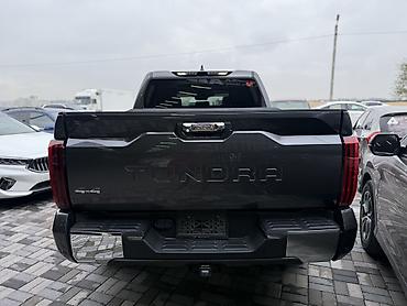 limited: Toyota Тундра: 2022 г., Пикап — 8