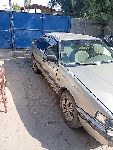 победа м 20: Mazda 626: 1990 г., 2 л, Механика, Бензин, Седан — 4
