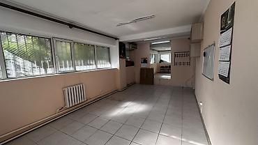17 корпус: Сдаю Офис целиком: 24 м², С ремонтом — 1