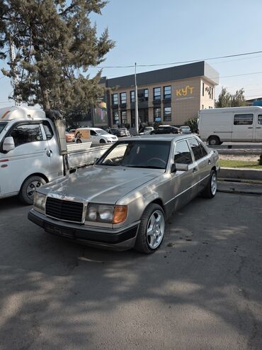 мерседес 210 салон: Mercedes-Benz E-Class: 1990 г., 2.3 л, Механика, Бензин, Седан