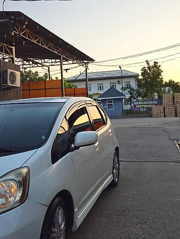 фит 3: Honda Fit: 2010 г., 1.5 л, Автомат, Бензин, Хэтчбэк — 3