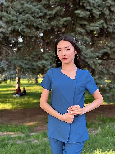Медицинская одежда: Моделька «Прага на кнопках» Размерный ряд:42-56 Ткань: Поливискоза at lalafo.kg — 5 Медицинская одежда: Моделька «Прага на кнопках» Размерный ряд:42-56 Ткань: Поливискоза — 5