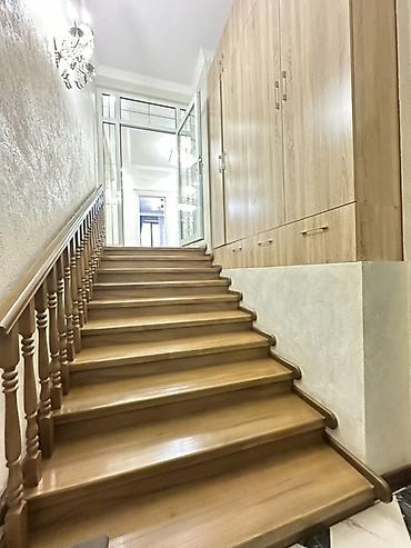 Продажа квартир: 4 комнаты, 135 м², Индивидуалка, 3 этаж, Дизайнерский ремонт — 19