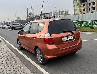 Honda: Honda Jazz: 2006 г., 1.3 л, Механика, Бензин, Хэтчбэк — 4